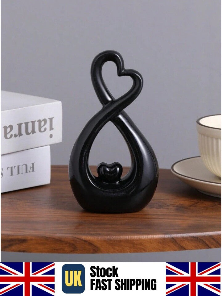 Black Heart Sculpture Modern Abstract Resin Love Statue Romantic Home Decor