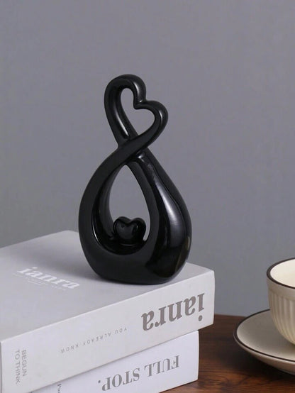 Black Heart Sculpture Modern Abstract Resin Love Statue Romantic Home Decor