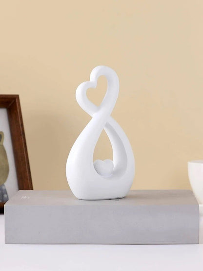 White Heart Sculpture Modern Abstract Resin Love Statue Romantic Home Decor