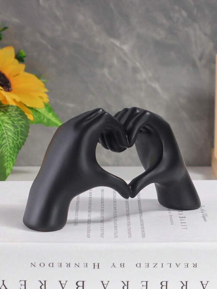 Black Heart Hand Sculpture Resin Romantic Love Gesture Modern Table Decor Gift